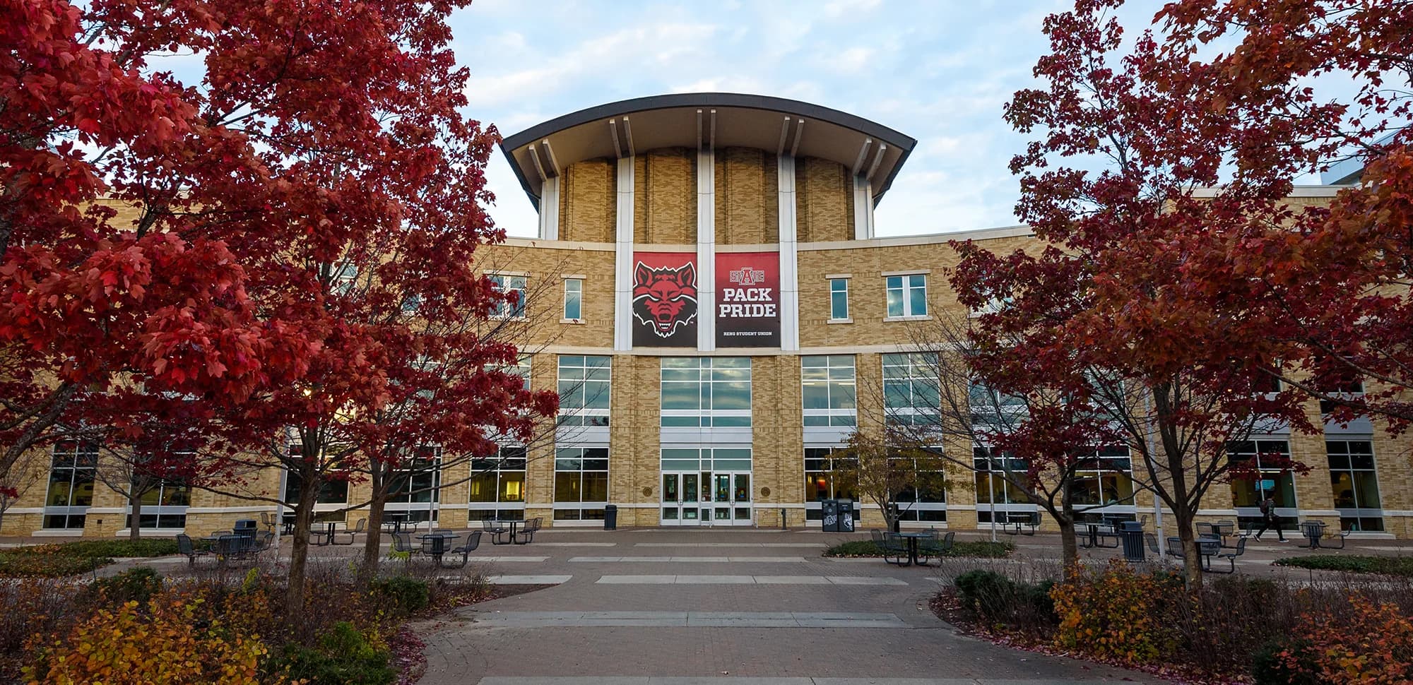 Carl R. Reng Student Union