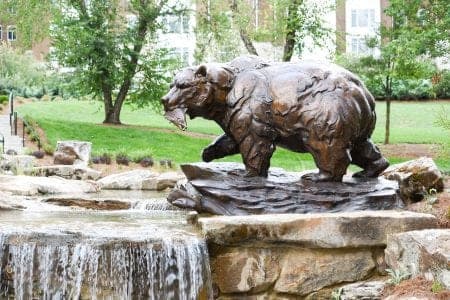 Chum Run Statue