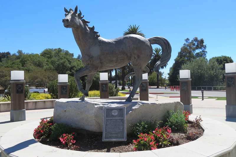 Mustang Statue