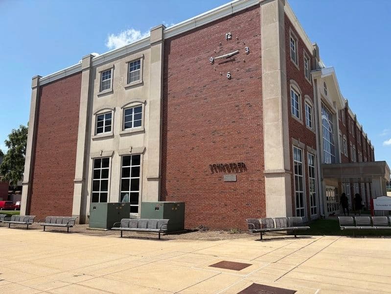 Illinois State University Scavenger Hunt and Escape Game