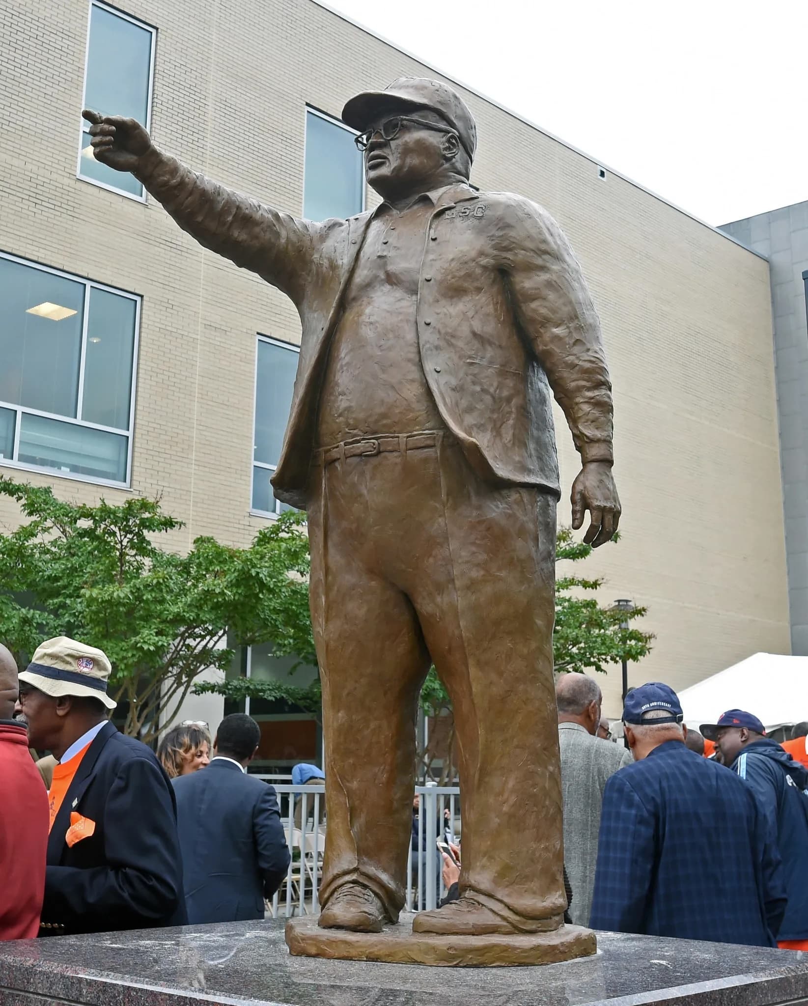 Papa Bear Statue