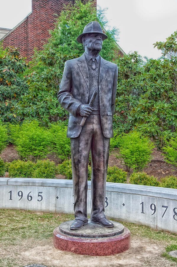Paul "Bear" Bryant Statue